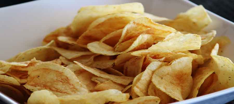 10 Foods and Drinks to Avoid If You Have Hypertension: Salty snacks