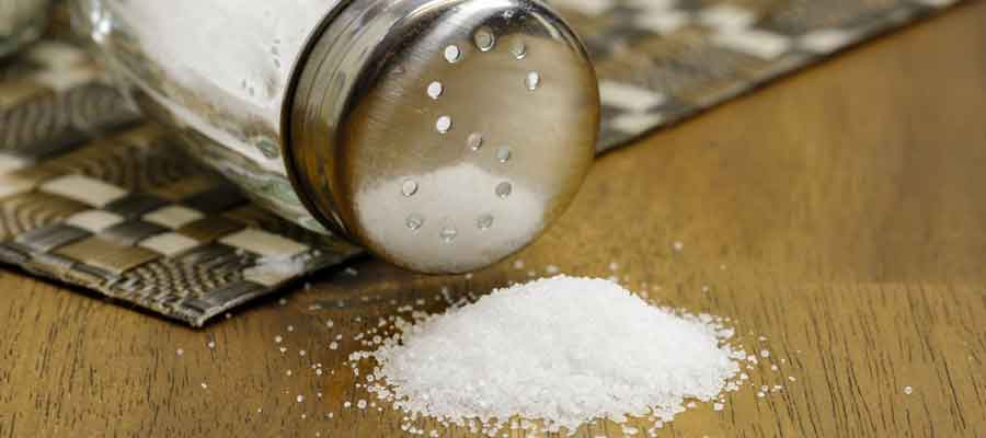 10 Foods and Drinks to Avoid If You Have Hypertension: Table salt