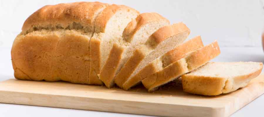 10 Foods and Drinks to Avoid If You Have Hypertension: Yeast bread